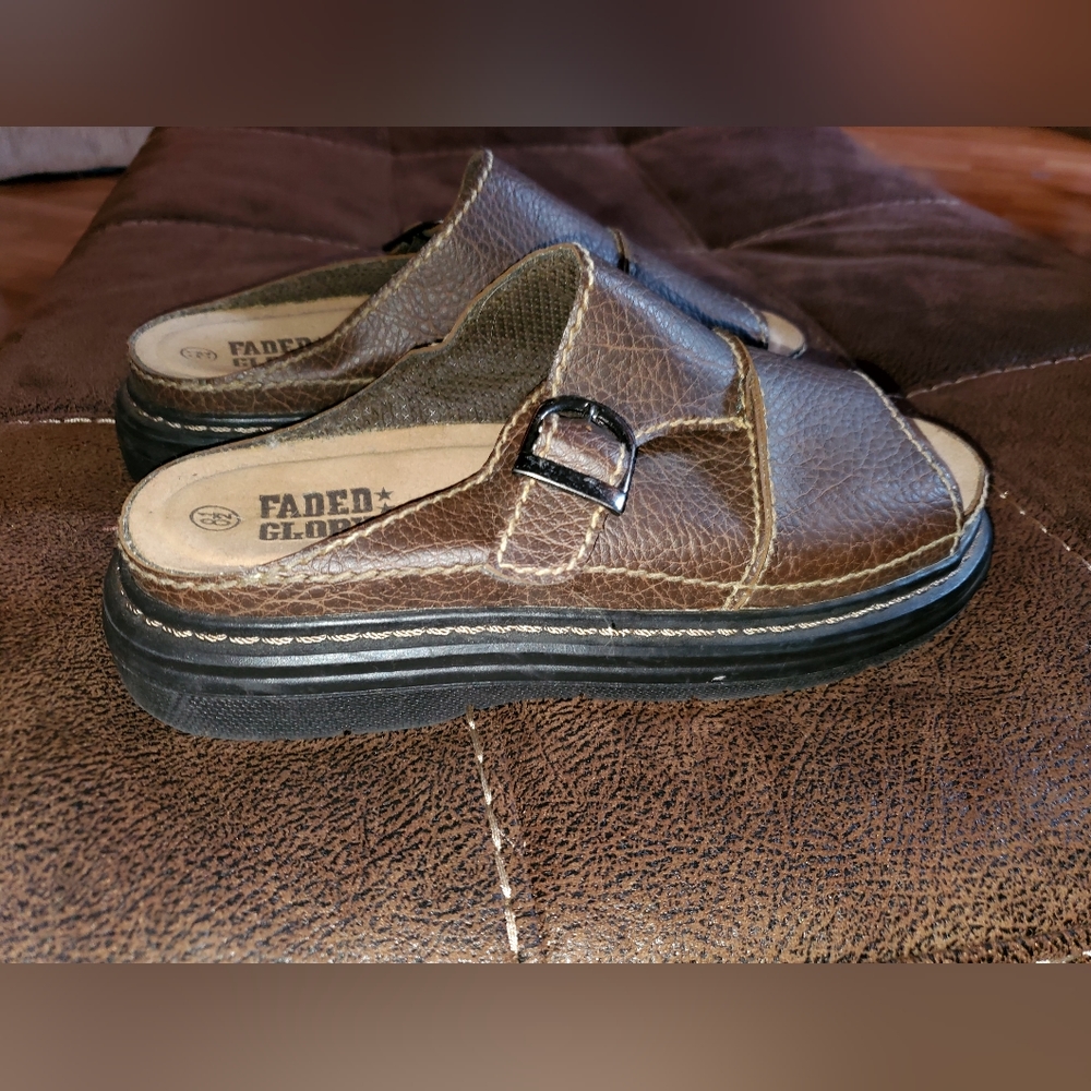 Vintage Faded Glory Y2K Chunky Sandals size 8.5